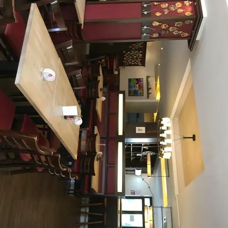 מלון Germania 3*